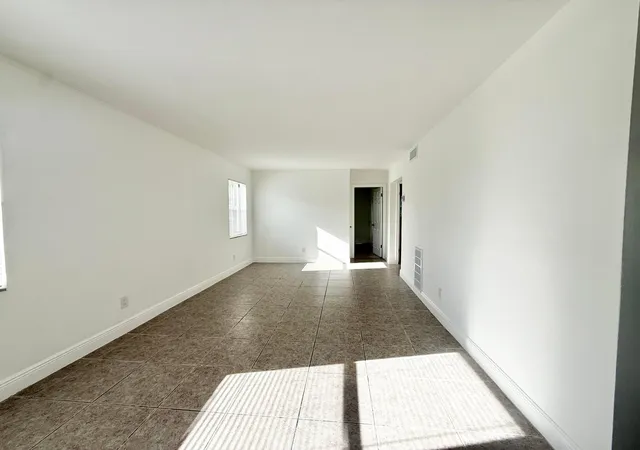 Photo 3 of House for sale at 906 Foresteria Dr, West Palm Beach, FL 33403 | MLS# B26066747 | Listing updated on 2026-09-15