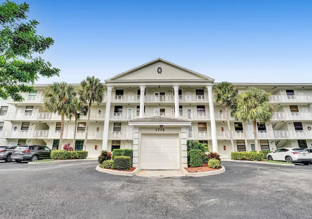 Condo for sale at 1719 Whitehall Dr #303, Davie, FL 33324 | MLS# B26066853