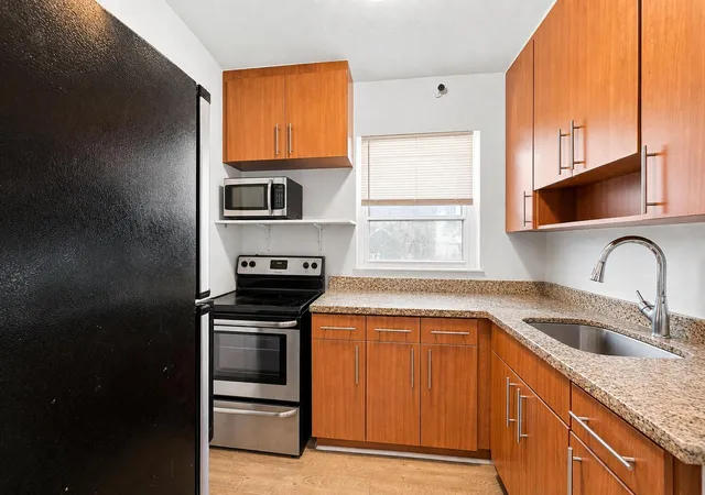 Photo 3 of House for sale at 1170 71St St, Miami Beach, FL 33141 | MLS# B26067032 | Listing updated on 2026-09-30