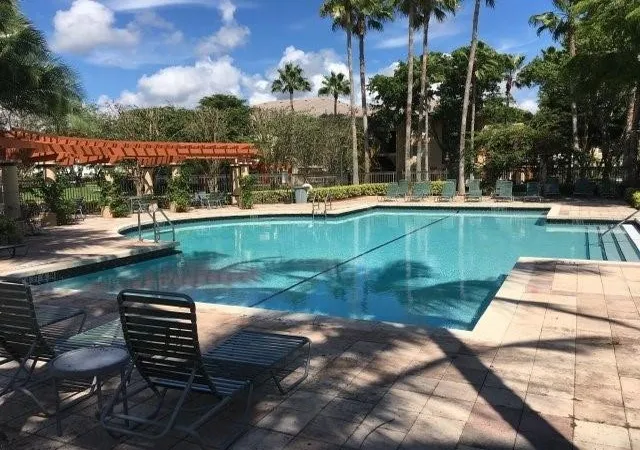 Listing Photo 4 - Condo for sale in building located at 4163 N Haverhill Rd, West Palm Beach, FL 33417 - Unit #1203