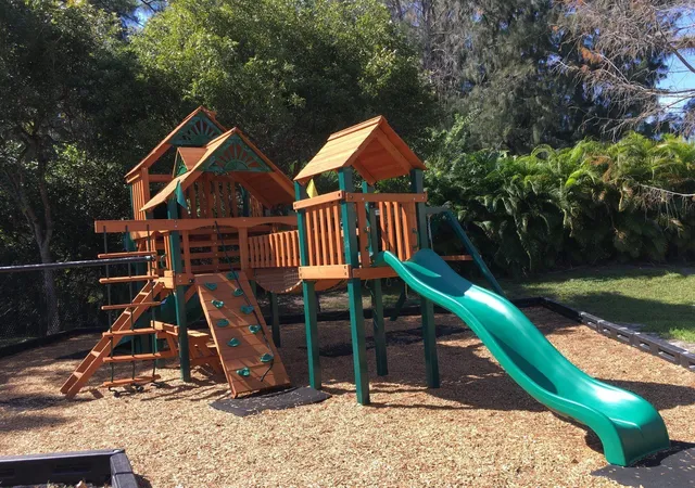 Listing Photo 5 - Condo for sale in building located at 4163 N Haverhill Rd, West Palm Beach, FL 33417 - Unit #1203