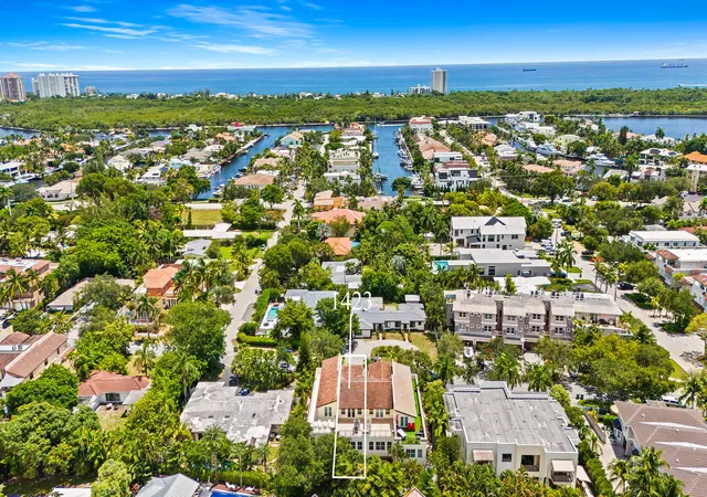 Photo 3 of Townhouse for sale at 1423 Ne 26th Ave #1423, Fort Lauderdale, FL 33304 | MLS# B26067065 | Listing updated on 2026-09-23