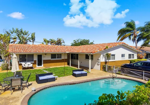 Photo 2 of Multi family home for sale at 451 Se 1st Ave #A-B, Pompano Beach, FL 33060 | MLS# B26067241 | Listing updated on 2026-10-05