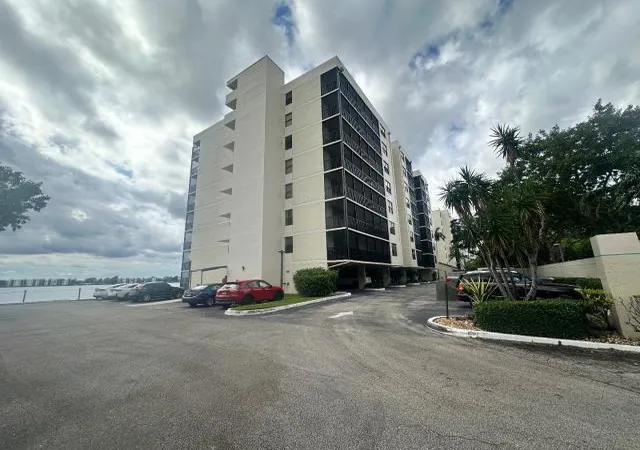 Photo 2 of Condo for sale at 105 Lake Emerald Dr #810, Oakland Park, FL 33309 | MLS# B26067310 | Listing updated on 2026-09-28