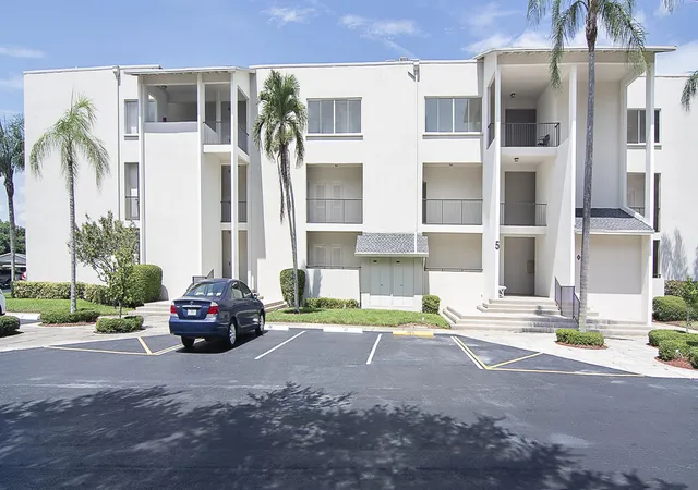Photo 1 of Condo for sale at 11811 Ave Of The Pga #5-3C, Palm Beach Gardens, FL 33418 | MLS# B26067327 | Listing updated on 2026-09-16