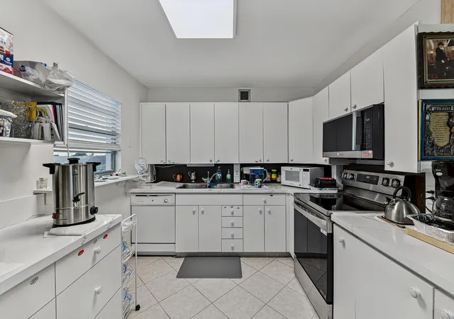 Photo 3 of Condo for sale at 4001 Upminster J #4001, Deerfield Beach, FL 33442 | MLS# B26067428 | Listing updated on 2026-10-05