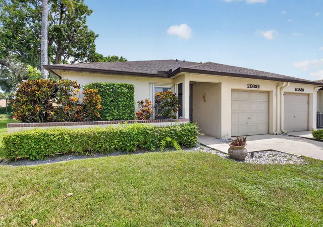 Photo 3 of House for sale at 20892 Concord Green Dr E, Boca Raton, FL 33433 | MLS# B26067503 | Listing updated on 2026-09-15