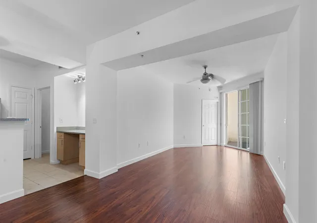 Photo 4 of Condo for sale at 533 Ne 3Rd Ave #425, Fort Lauderdale, FL 33301 | MLS# B26067559 | Listing updated on 2026-09-15