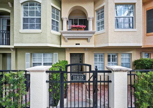 Photo 1 of Sale Pending at 11818 Valencia Gardens Ave, Palm Beach Gardens, FL 33410 | MLS# B26067642 | Listing updated on 2026-09-14