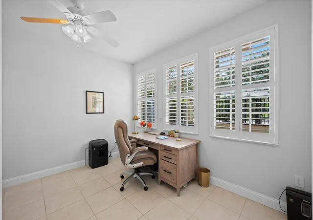 Photo 4 of Sale Pending at 11818 Valencia Gardens Ave, Palm Beach Gardens, FL 33410 | MLS# B26067642 | Listing updated on 2026-09-14