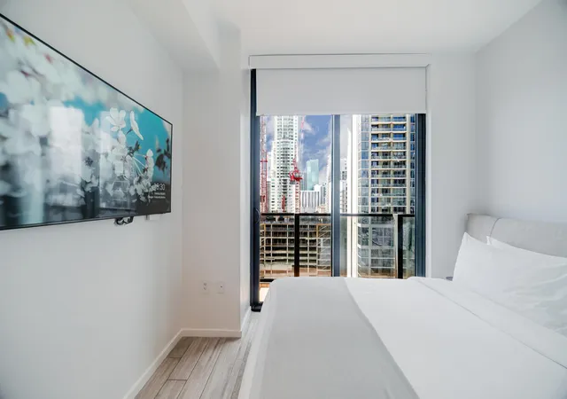 Photo 3 of Condo for sale at 398 Ne 5Th St #1515, Miami, FL 33132 | MLS# B26067773 | Listing updated on 2026-10-05