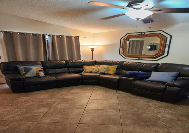 Photo 3 of Single family home for sale at 1000 Sw 133Rd Ter, Davie, FL 33325 | MLS# B26067869 | Listing updated on 2026-10-05