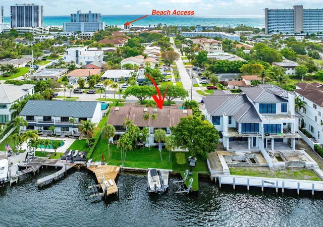 Photo 2 of Townhouse for sale at 605 Ne 19th Ave, Deerfield Beach, FL 33441 | MLS# B26067932 | Listing updated on 2026-09-15
