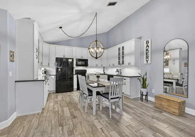Photo 3 of Townhouse for sale at 5602 Golden Eagle Cir, Palm Beach Gardens, FL 33418 | MLS# B26068083 | Listing updated on 2026-09-14