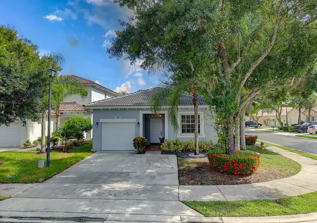 Photo 1 of Single family home for sale at 4801 Nw 20th Pl, Coconut Creek, FL 33063 | MLS# B26068171 | Listing updated on 2026-09-15
