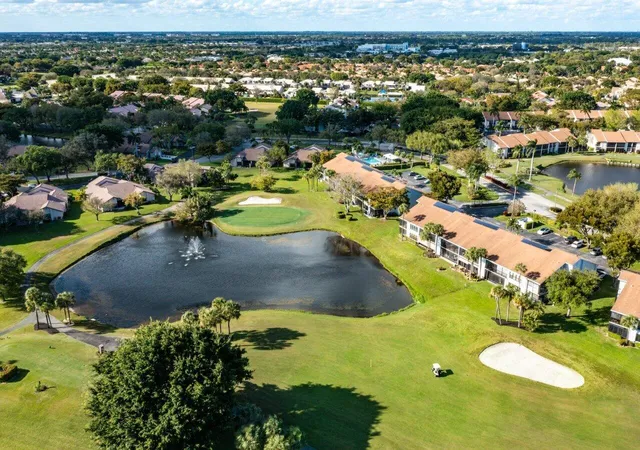 Photo 1 of Sale Pending at 5152 Golfview Ct, Delray Beach, FL 33484 | MLS# B26068312 | Listing updated on 2026-10-07