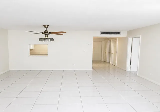 Photo 3 of Condo for sale at 2200 Park Ln #107, Hollywood, FL 33021 | MLS# B26068323 | Listing updated on 2026-09-23