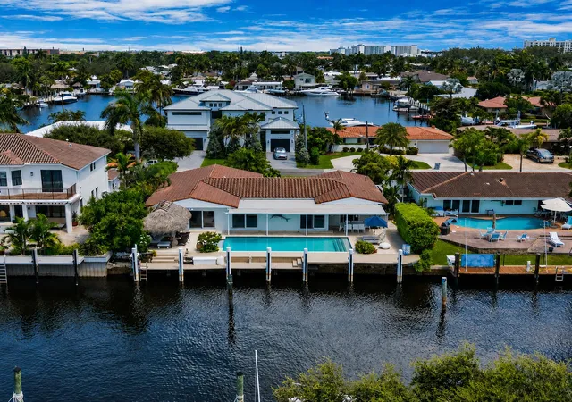 Photo 1 of Single family home for sale at 2750 Ne 8th Ct, Pompano Beach, FL 33062 | MLS# B26068346 | Listing updated on 2026-09-13