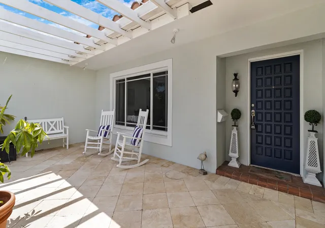 Photo 4 of Single family home for sale at 2750 Ne 8Th Ct, Pompano Beach, FL 33062 | MLS# B26068346 | Listing updated on 2026-09-13