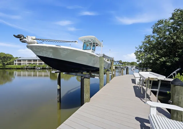 Photo 2 of Single family home for sale at 4916 Se Manatee Cove Rd, Stuart, FL 34997 | MLS# B26068405 | Listing updated on 2026-09-23