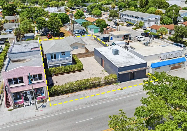 Photo 1 of Multi family home for sale at 523 N Dixie Hwy, Lake Worth Beach, FL 33460 | MLS# B26068415 | Listing updated on 2026-09-23