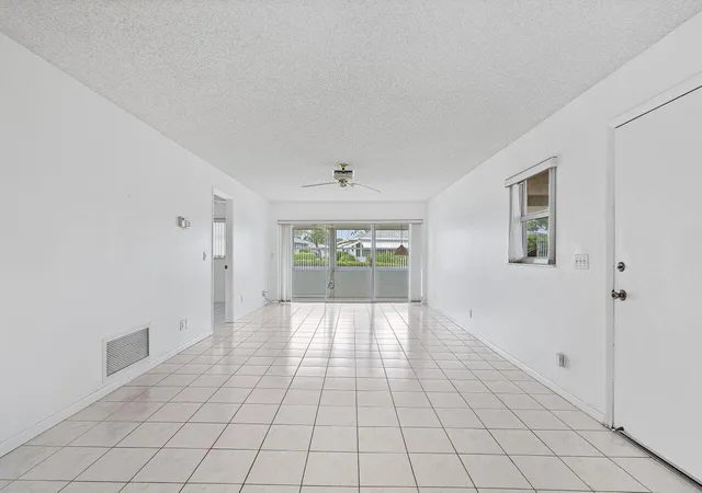 Photo 3 of Single family home for sale at 121 Mockingbird Ln, Delray Beach, FL 33445 | MLS# B26068469 | Listing updated on 2026-09-15