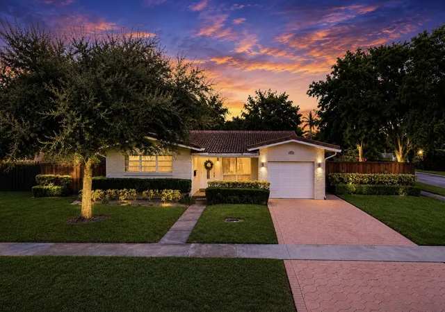 Photo 1 of Sale Pending at 3620 Arthur St, Hollywood, FL 33021 | MLS# B26068491 | Listing updated on 2026-09-24