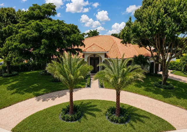 Photo 2 of Single family home for sale at 950 Greensward Ln, Delray Beach, FL 33445 | MLS# B26068565 | Listing updated on 2026-09-15