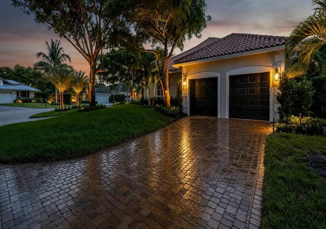 Photo 3 of Single family home for sale at 950 Greensward Ln, Delray Beach, FL 33445 | MLS# B26068565 | Listing updated on 2026-09-15
