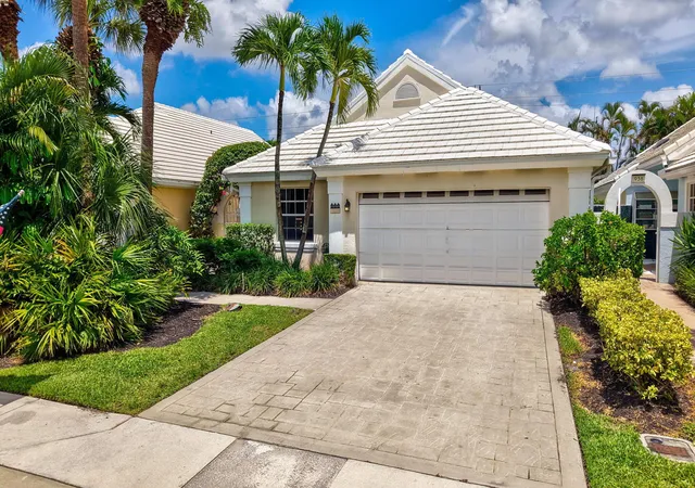 Photo 1 of Single family home for sale at 944 Dickens Pl, West Palm Beach, FL 33411 | MLS# B26068566 | Listing updated on 2026-09-15