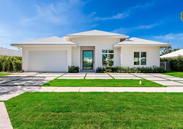 Single family home for sale at 610 Juneberry Ct, Boca Raton, FL 33486 | MLS# B26068585