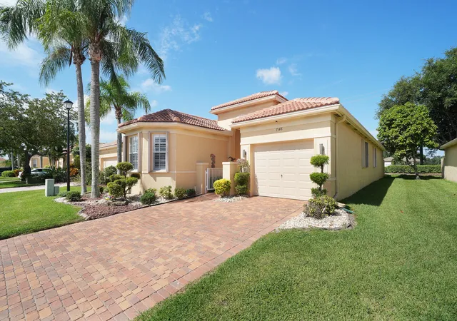 Photo 4 of Single family home for sale at 7148 Cataluna Cir, Delray Beach, FL 33446 | MLS# B26068695 | Listing updated on 2026-09-14