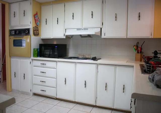 Photo 2 of Manufactured home for sale at 10550 W State Road 84 #173, Davie, FL 33324 | MLS# B26068698 | Listing updated on 2026-09-16