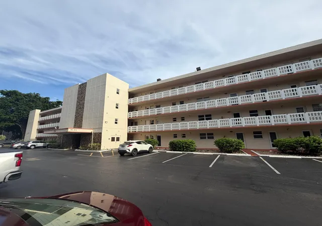 Photo 2 of Condo for sale at 206 Se 10th St #201, Dania Beach, FL 33004 | MLS# B26068835 | Listing updated on 2026-09-25