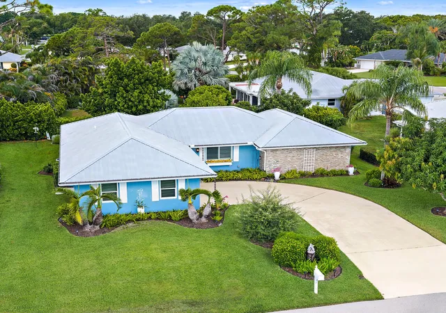 Photo 1 of Single family home for sale at 18334 Se Tee Ln, Tequesta, FL 33469 | MLS# B26068882 | Listing updated on 2026-09-23