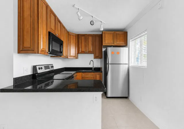 Photo 2 of Condo for sale at 2655 Ne 8th Ave #106, Wilton Manors, FL 33334 | MLS# B26068885 | Listing updated on 2026-09-30