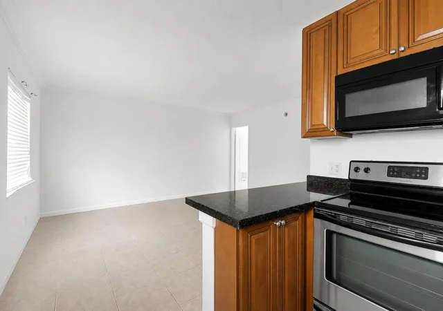 Photo 3 of Condo for sale at 2655 Ne 8th Ave #106, Wilton Manors, FL 33334 | MLS# B26068885 | Listing updated on 2026-09-30
