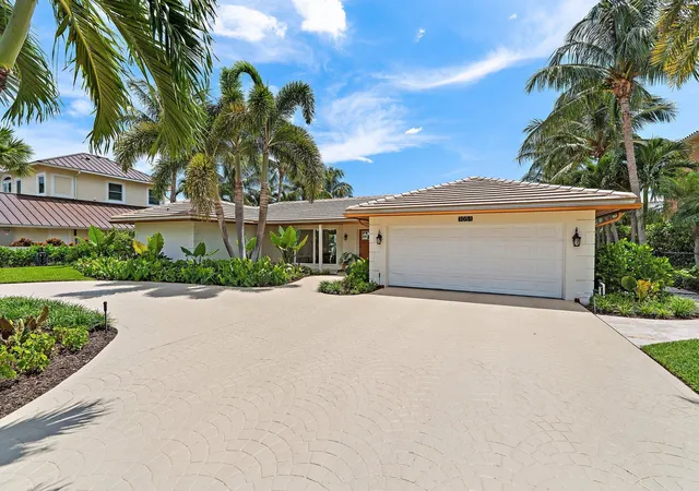 Photo 1 of Single family home for sale at 1051 Coral Wy, Singer Island, FL 33404 | MLS# B26068888 | Listing updated on 2026-09-13