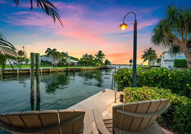 Photo 4 of Single family home for sale at 1051 Coral Wy, Singer Island, FL 33404 | MLS# B26068888 | Listing updated on 2026-09-13