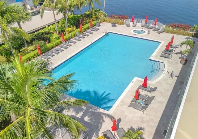 Photo 3 of Condo for sale at 18100 N Bay Rd #707, Sunny Isles Beach, FL 33160 | MLS# B26069006 | Listing updated on 2026-09-14