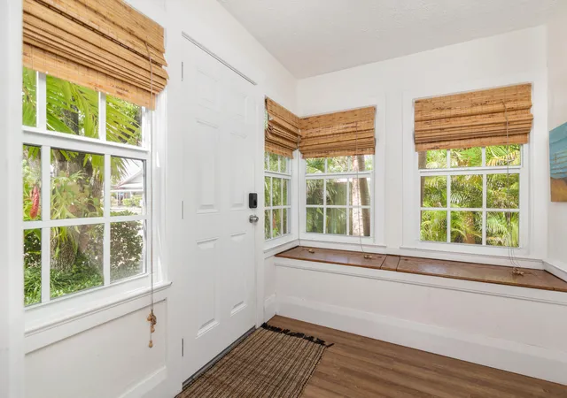 Photo 3 of Sale Pending at 609 Palm St, West Palm Beach, FL 33401 | MLS# B26068824 | Listing updated on 2026-10-06