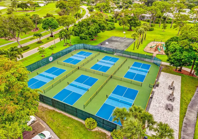 Photo 3 of Single family home for sale at 6170 Brandon St, West Palm Beach, FL 33418 | MLS# B26069093 | Listing updated on 2026-09-14
