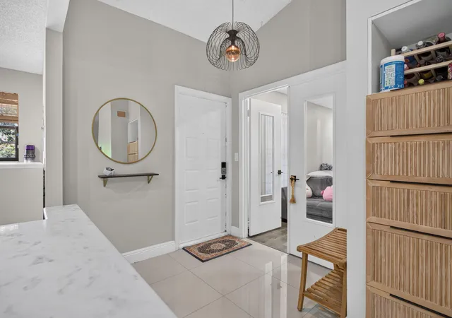 Listing Photo 4 - Condo for sale in building located at 4111 Nw 22Nd St, Coconut Creek, FL 33066 - Unit #250E