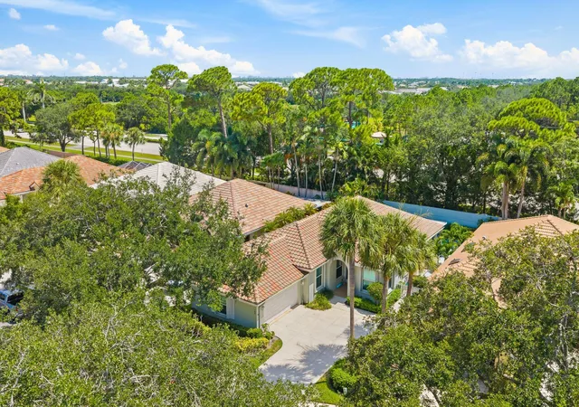 Photo 3 of Sale Pending at 188 S Hampton Dr, Jupiter, FL 33458 | MLS# B26069147 | Listing updated on 2026-09-13
