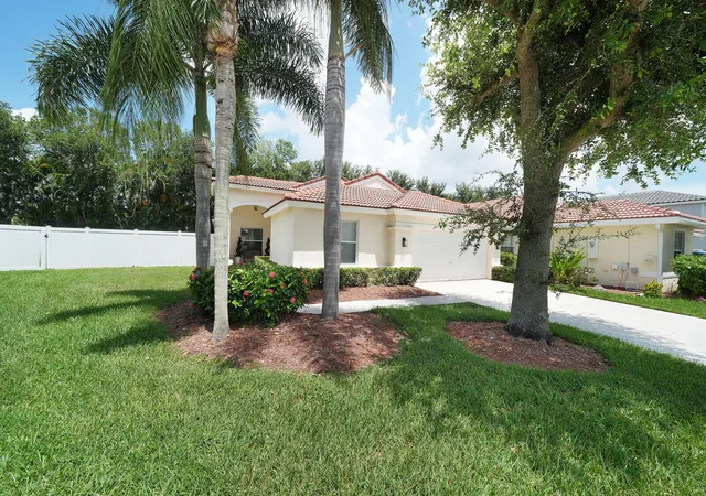 Photo 1 of Single family home for sale at 6376 Barton Creek Cir, Lake Worth, FL 33463 | MLS# B26069283 | Listing updated on 2026-09-14