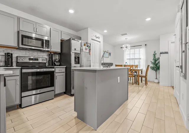 Photo 2 of Townhouse for sale at 5031 Genove Pl, Riviera Beach, FL 33410 | MLS# B26069305 | Listing updated on 2026-09-23