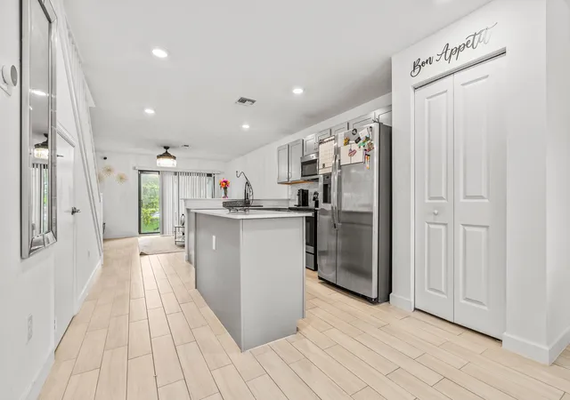 Photo 4 of Townhouse for sale at 5031 Genove Pl, Riviera Beach, FL 33410 | MLS# B26069305 | Listing updated on 2026-09-23