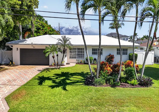 Photo 1 of Single family home for sale at 741 Berkeley St, Boca Raton, FL 33487 | MLS# B26069340 | Listing updated on 2026-09-15