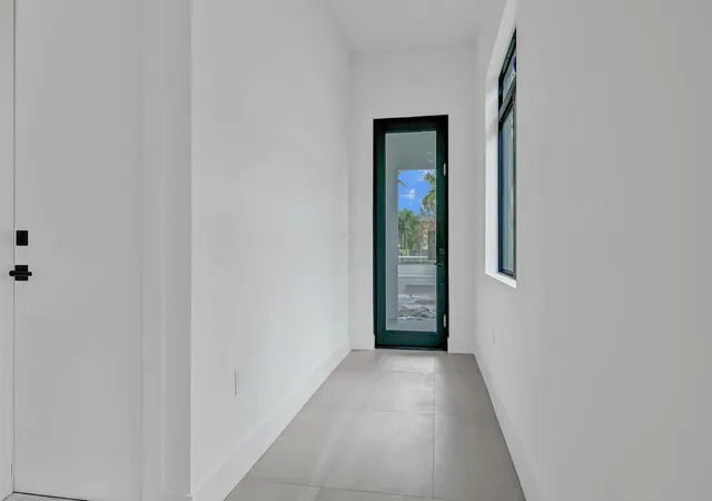 Photo 4 of Townhouse for sale at 606-608 Sw 7Th Ave, Fort Lauderdale, FL 33315 | MLS# B26069342 | Listing updated on 2026-09-23