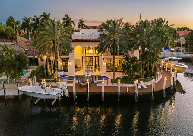 Photo 1 of Mansion for sale at 2319 Ne 28th St, Lighthouse Point, FL 33064 | MLS# B26069416 | Listing updated on 2026-09-16